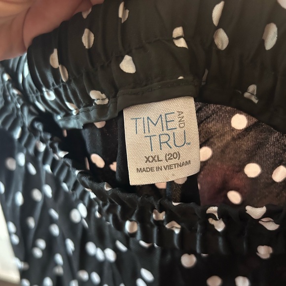 Pleated/plisse polka dot midi tea length comfy crinkle skirt - Picture 3 of 4